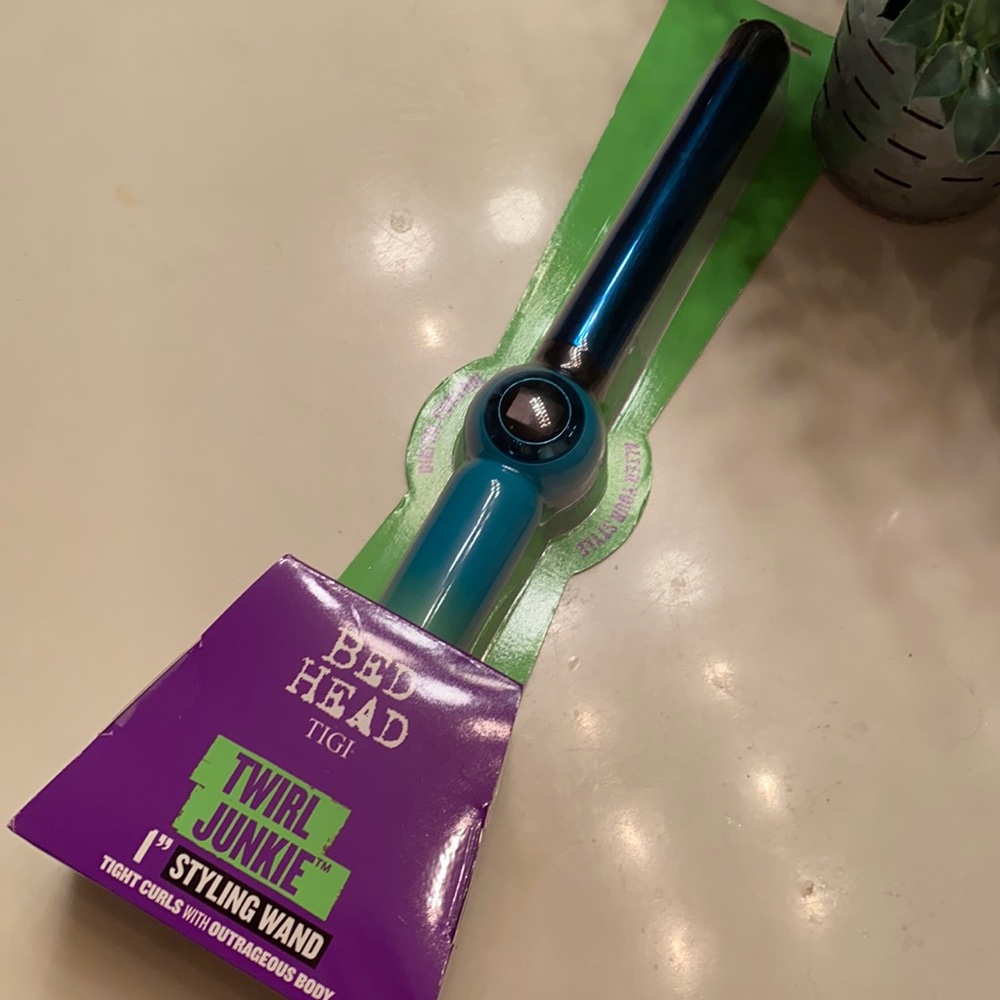 Bed head style wand